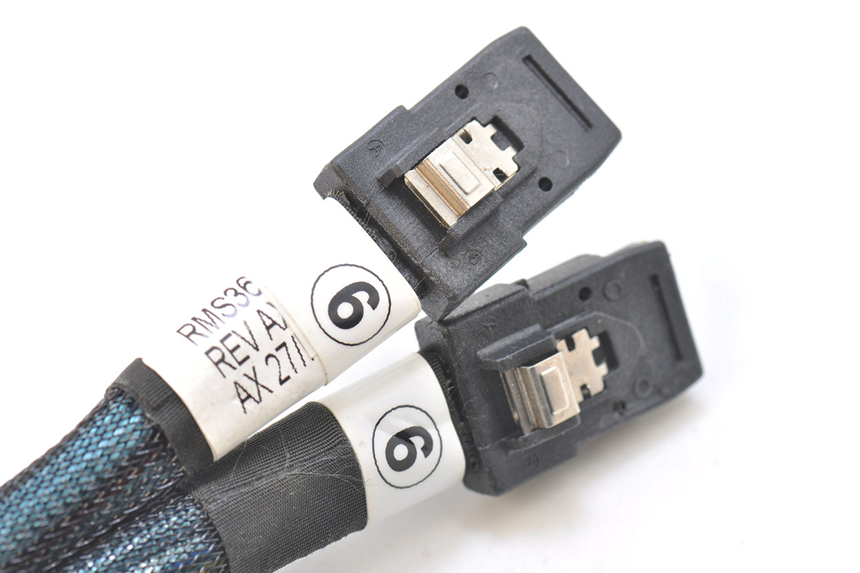 售完存档：二手70厘米长安费诺Amphenol SFF-8087 MINISAS硬盘线36p to 36p SFF-8087对SFF-8087  RMS36-1420-青州小熊