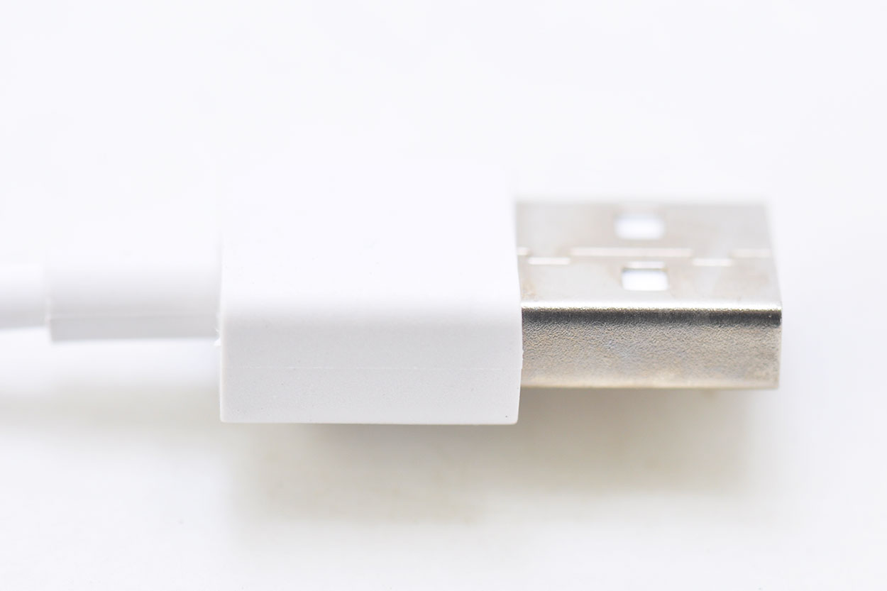白色24厘米TYPE-C充电宝短线USB-C线 Type-C接口USB-A TO USB-C安卓手机通用快充数据线充电线A914-青州小熊