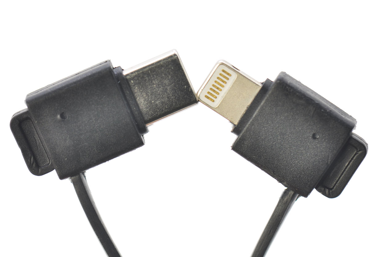 售完存档：24厘米充电宝小短线USB-C 至 Lightning 连接线 PD快速充电线 苹果iphone手机充电线 数据线 大疆遥控器线-青州小熊