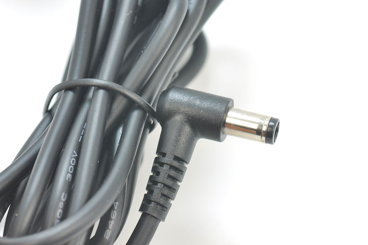 Chargeur Secteur Original Roborock 30V 1.9A 57W - Modèle E060-1P300190VE, Occasion
