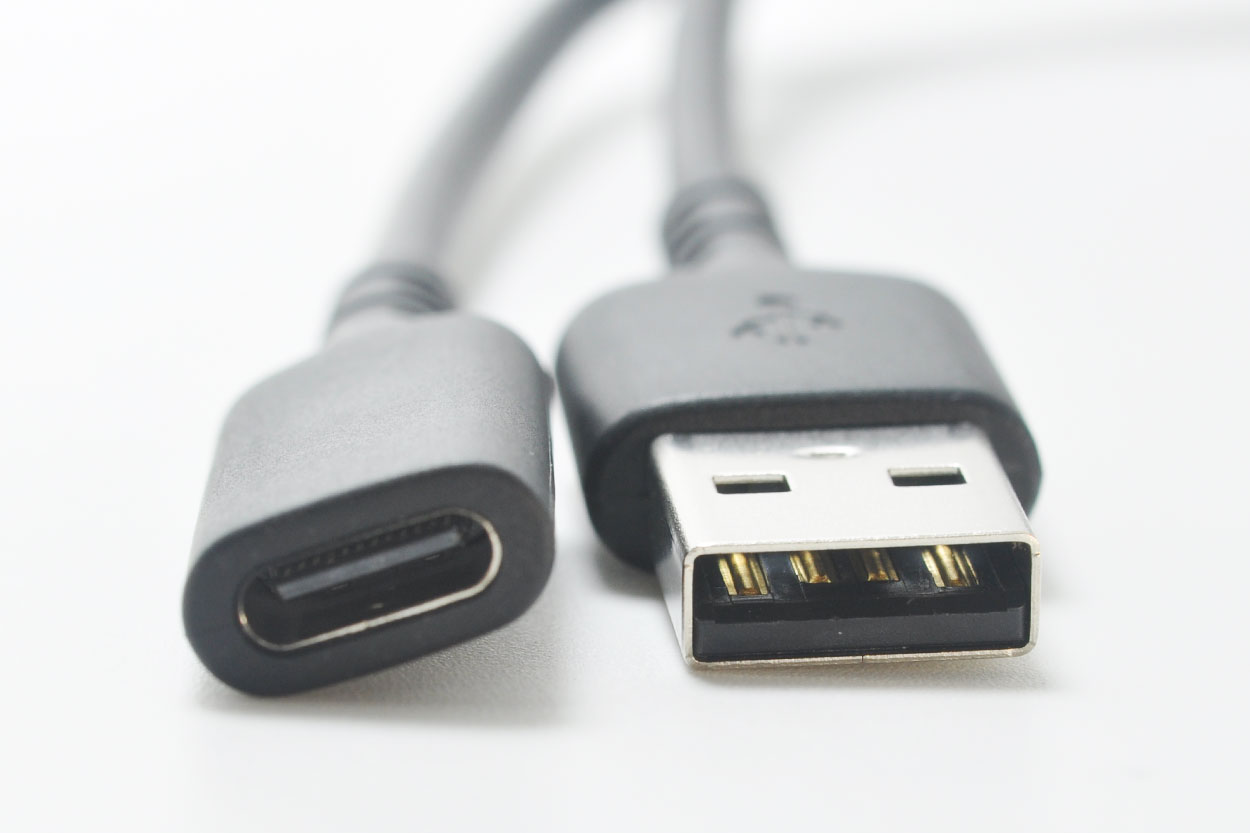 1.5米长黑色USB-A公头转USB-C母口 USB2.0 数据线 USB-C口延长线-青州小熊