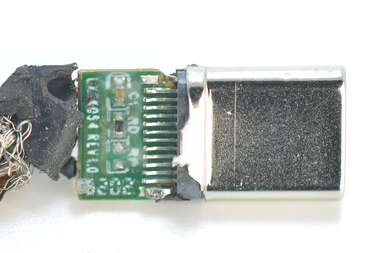 新到货华硕ASUS ROG玩家国度30厘米长TYPE-C USB-C 转Micro USB 2.0 OTG线 USB DAC解码线 ...