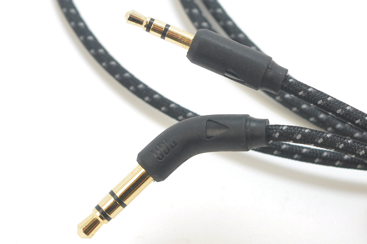 Cavo Audio in Nylon nero con telecomando per cuffie JBL